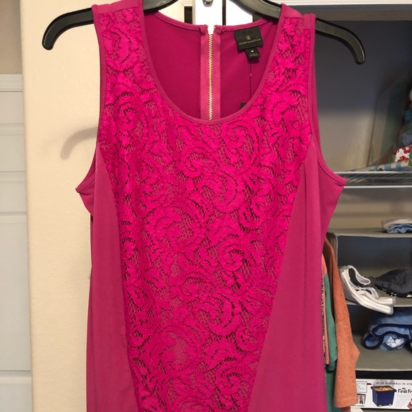 Hot pink tank with lace detail - Picture 1 of 2